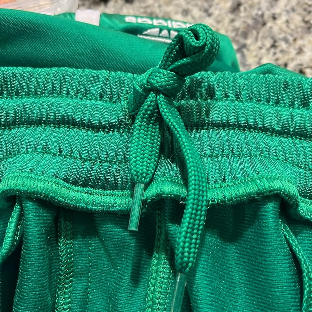Adidas Tricot Basketball Shorts new green white Mens Size Small - Picture 9 of 13
